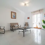 Domus De Jana Apartmán *