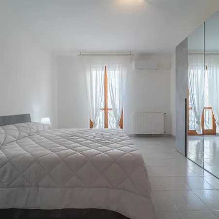 Domus De Jana Apartment