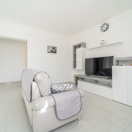 Apartment Domus De Jana *